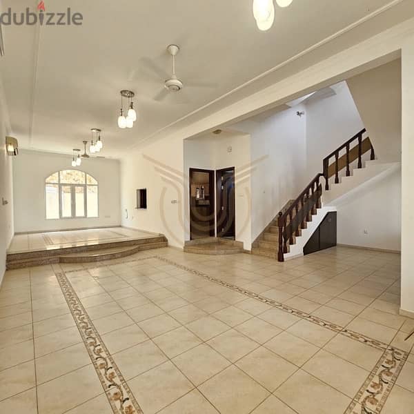 AL QURUM | LUXURY 5 BR VILLA FOR RENT 1