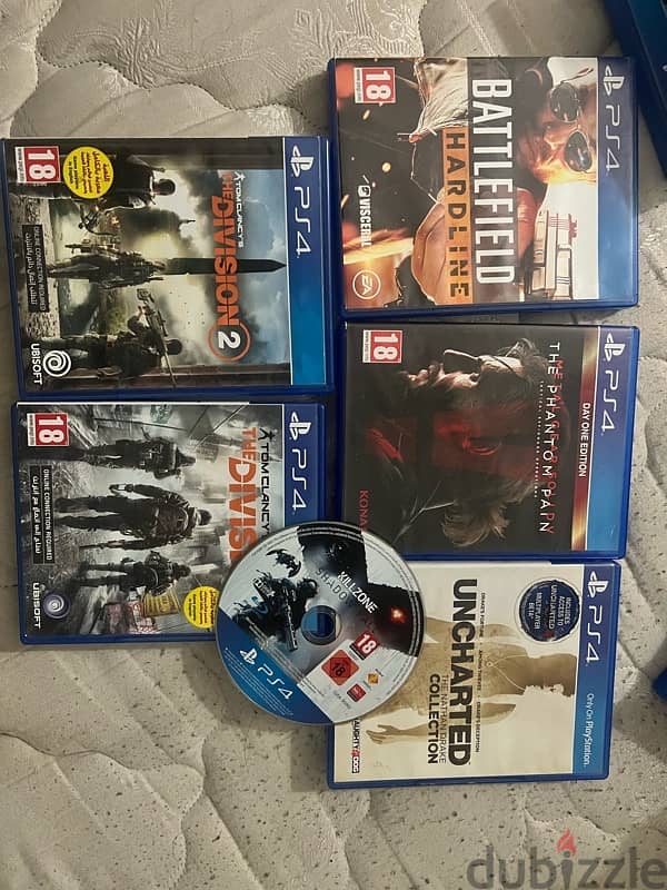 ps4 with 6 games mint condition 1