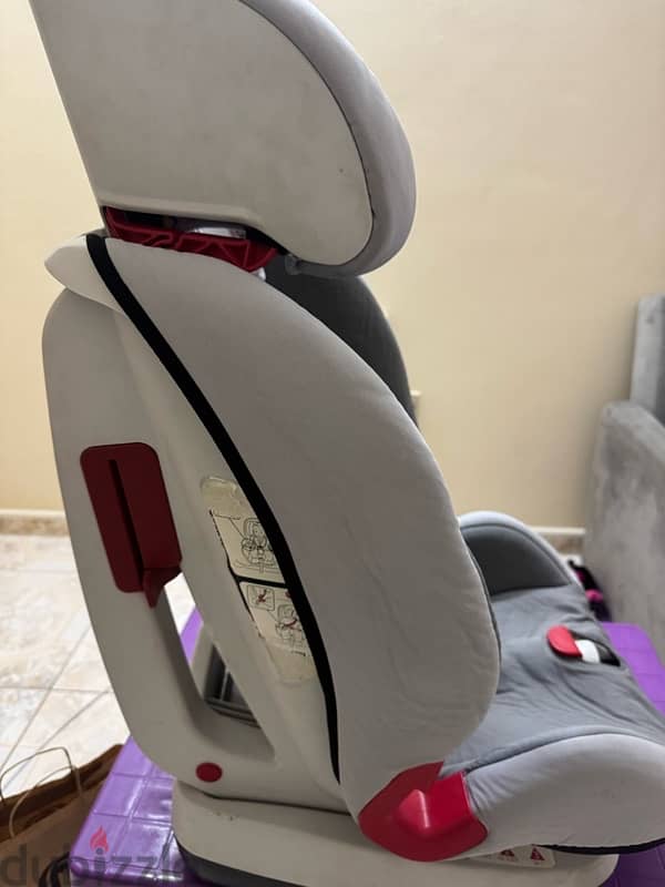 Chicco Car Seat 1