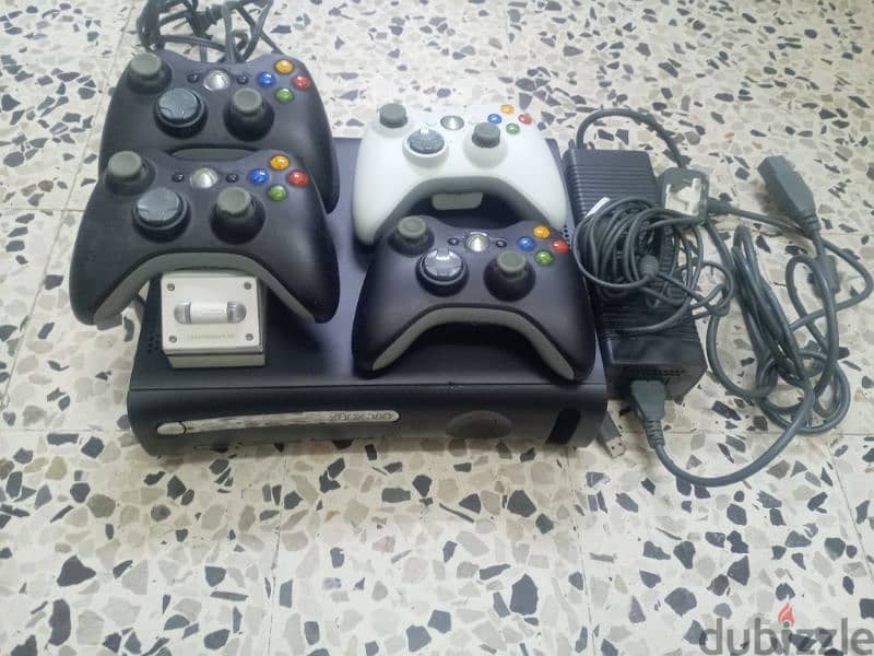 Xbox 360 4 controllers 1