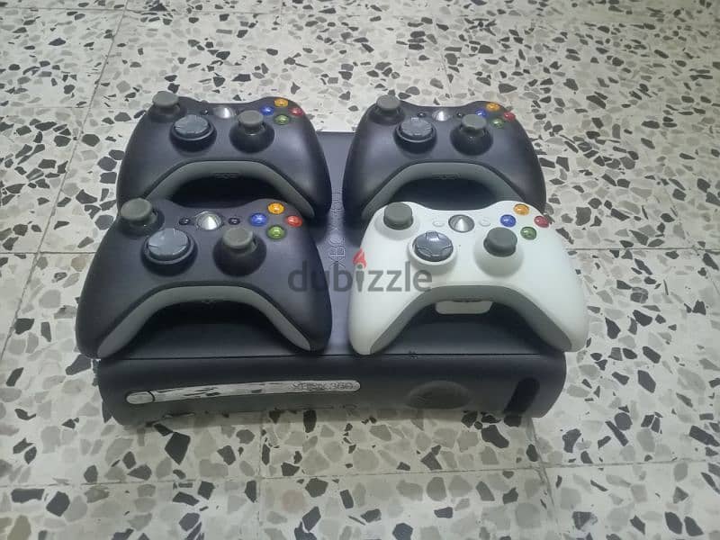 Xbox 360 4 controllers 4