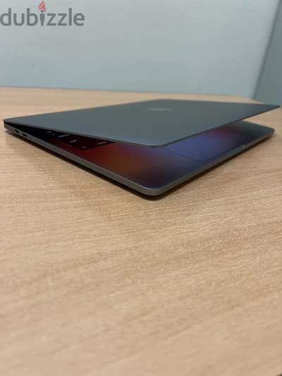 MACBOOK PRO 13 inch 2017