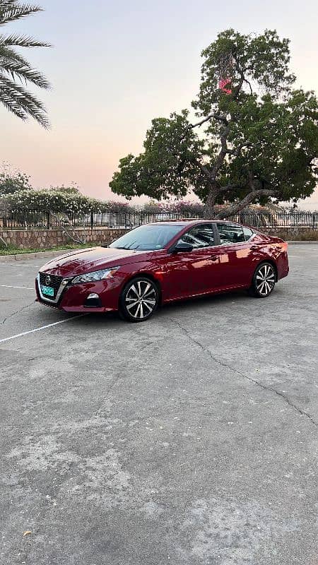 Nissan Altima 2022 0