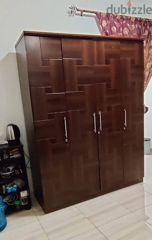 4 Door wooden cupboard 1