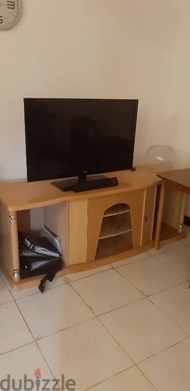 Immediate Sale of LG TV 42 inches and TV Desk 0