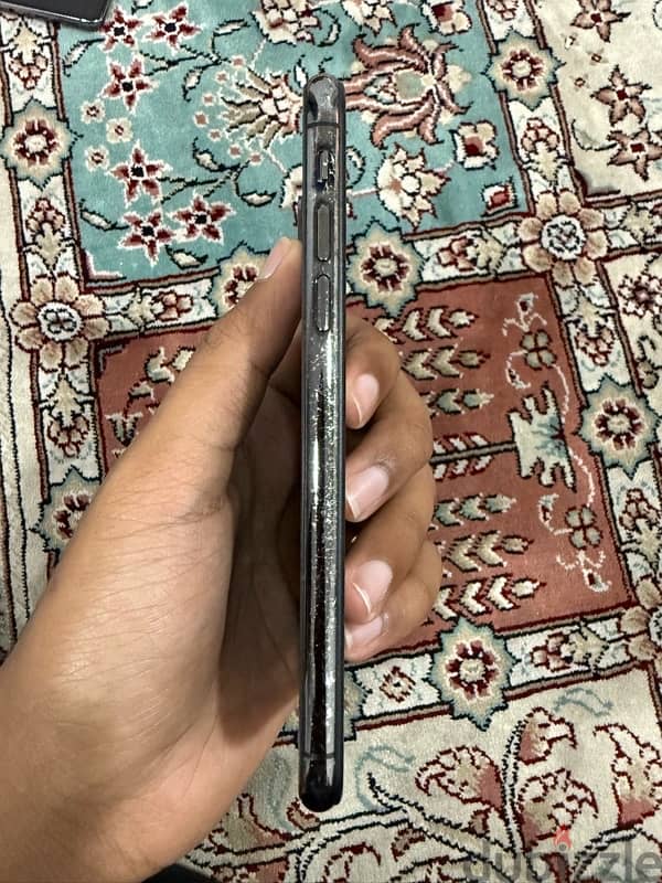 SALE/EXCHANGE - APPLE IPHONE X 64 GB 2