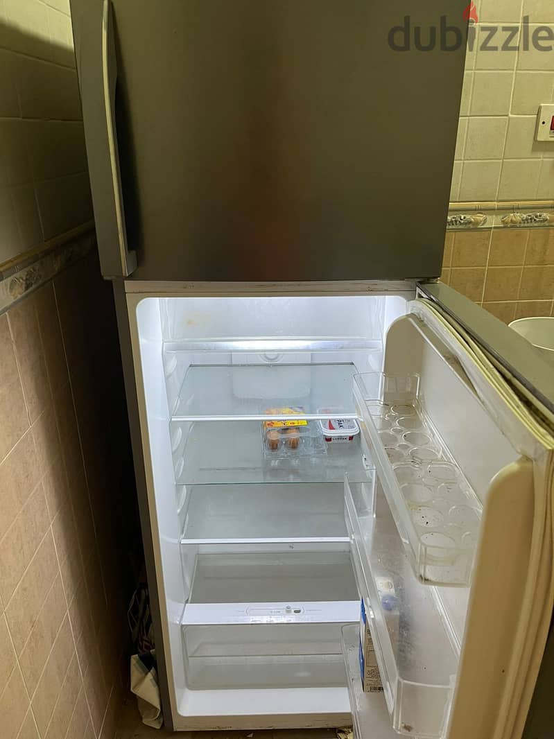 Super General refrigerator. 1