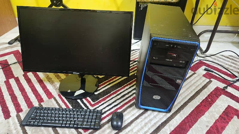 Gaming PC with 27" monitor 0