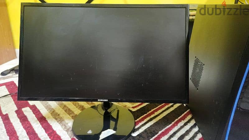 Gaming PC with 27" monitor 5