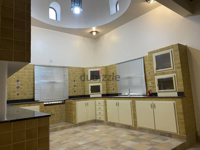 6me43-Authentic 4+1BHK Villa For Rent in Qurum 18