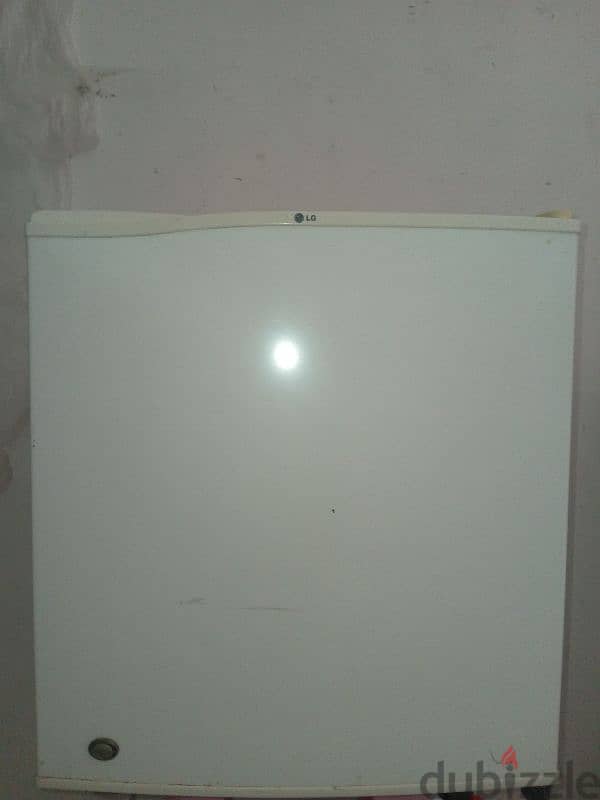 very fresh condition Fridge 1