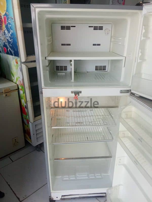 Sanyo Family Fridge For Sale Price 50 OMR 1