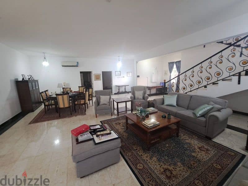 spacious villa ear hail belated hqq1¹ 15