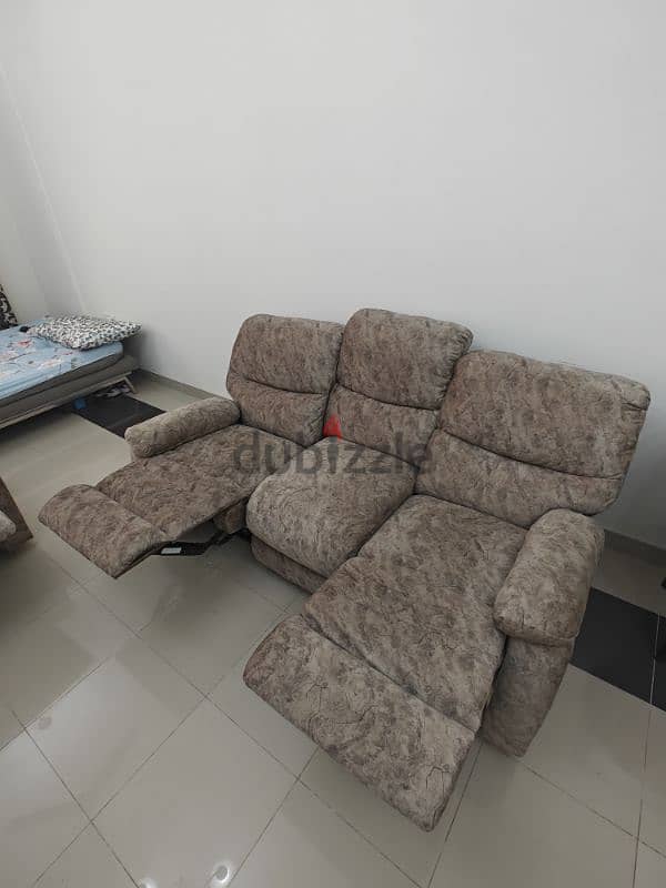 Recliner Sofa 2 set (2+3) with Dining Table 1