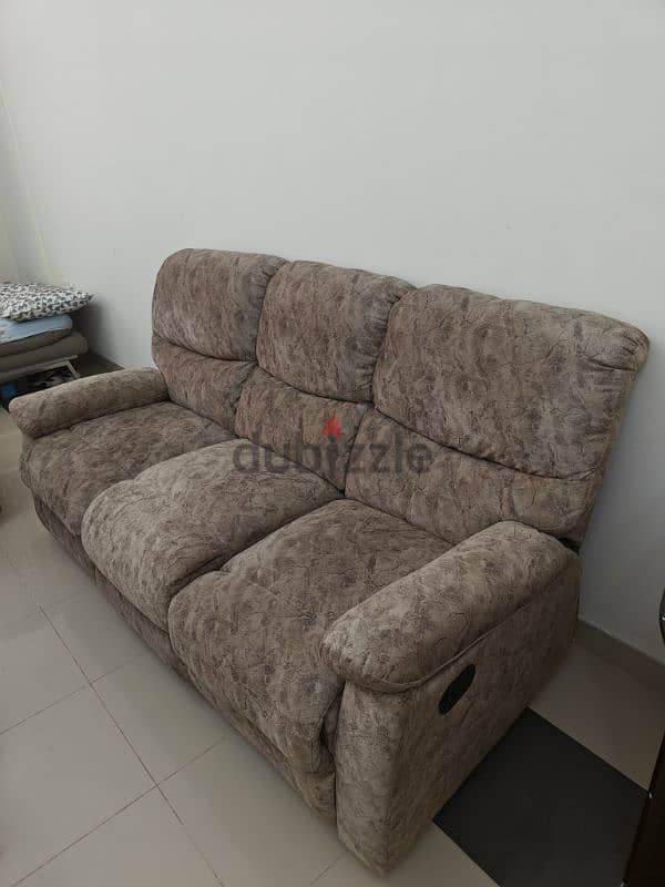 Recliner Sofa 2 set (2+3) with Dining Table 7