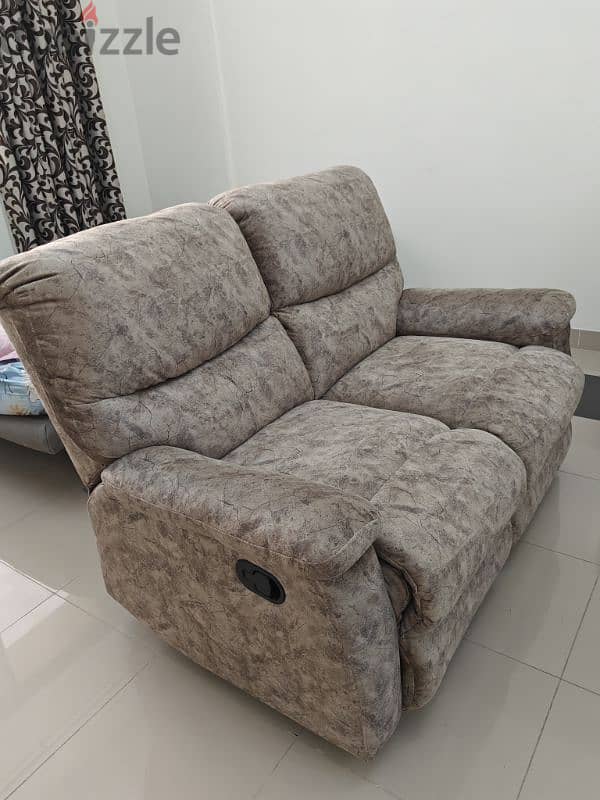 Recliner Sofa 2 set (2+3) with Dining Table 9