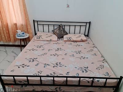 Branded King Size Bed for Sale!