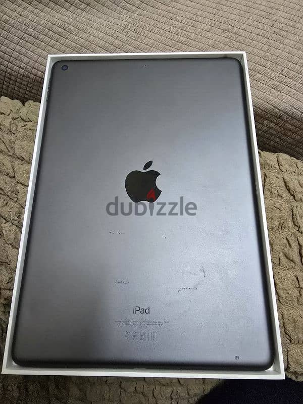 Apple  i pad 9th generation 4