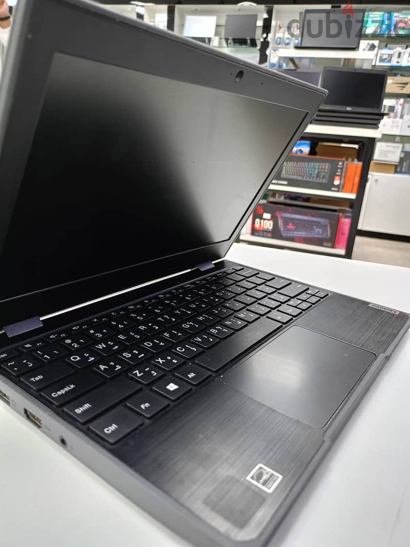 Lenovo 100E Intel Celeron 4GB Ram 128GB SSD 1