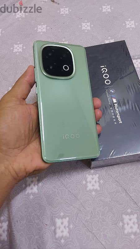 vivo iQOO 13 512 gb 0