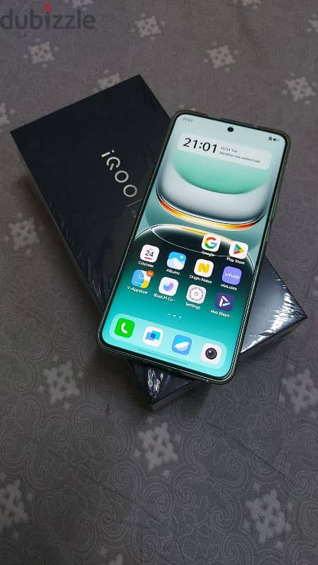 vivo iQOO 13 512 gb 4