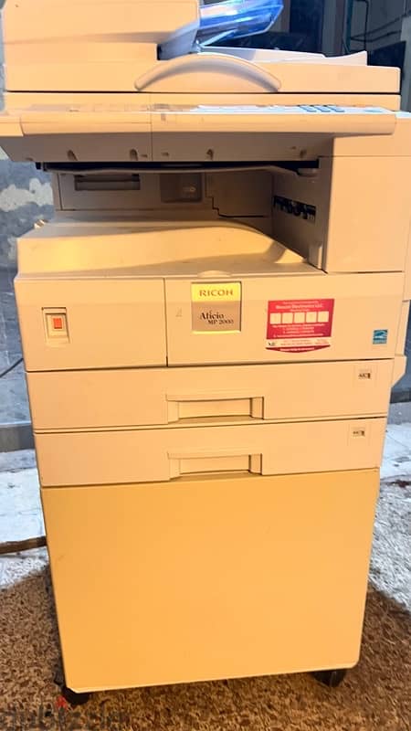 big printer in good and working condition 1