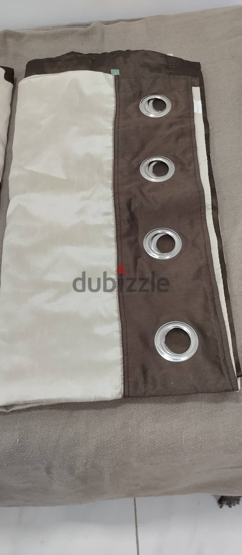 Curtain and curtain baar available 4