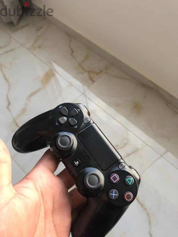 Playstation 4 slim interested message me Whatsapp   60 ryals 4