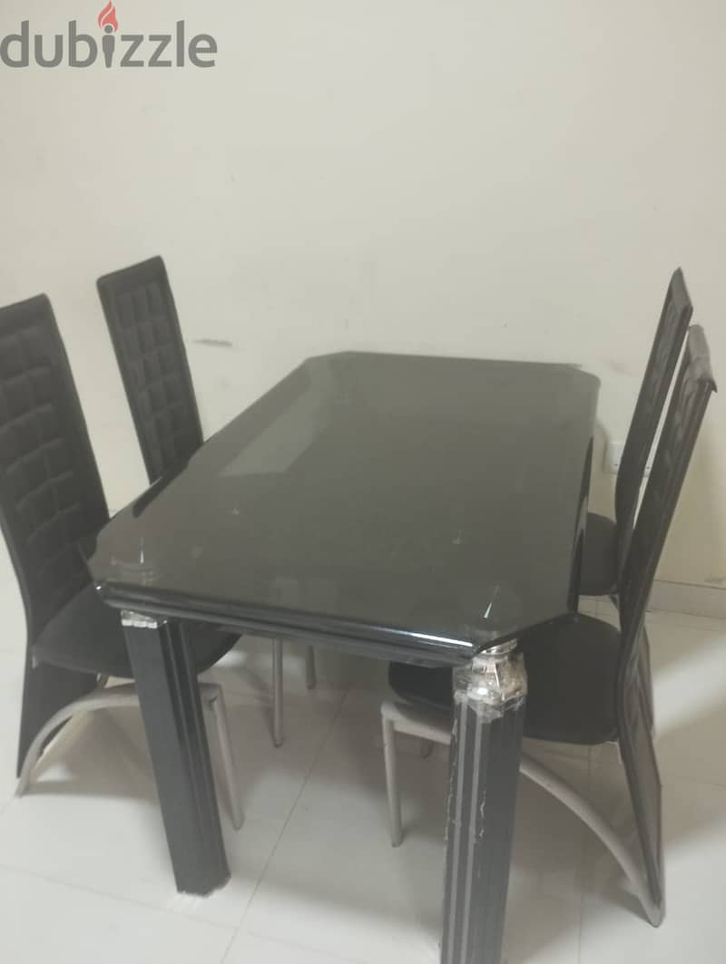 Glass table and chairs for sale 0