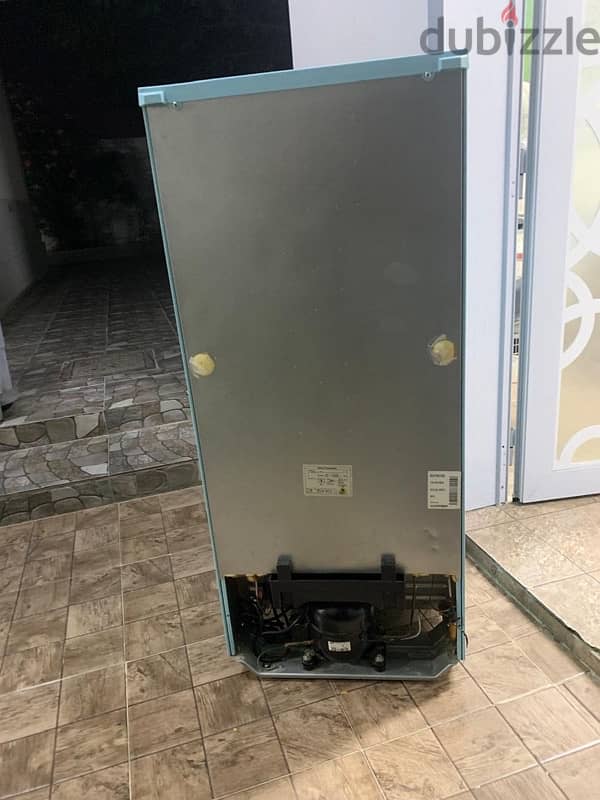 Almost new Samsung refrigerator 2