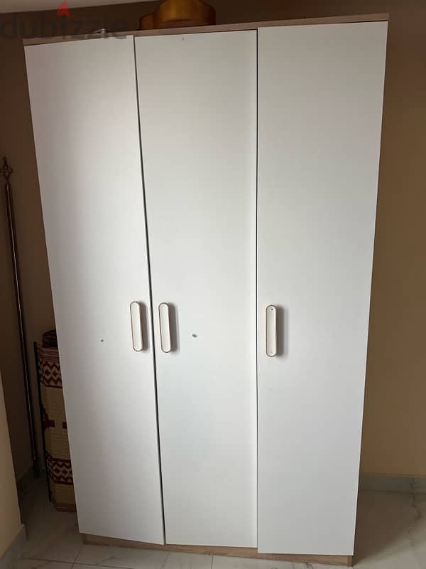 1 year old wardrobe from Danube home. 0