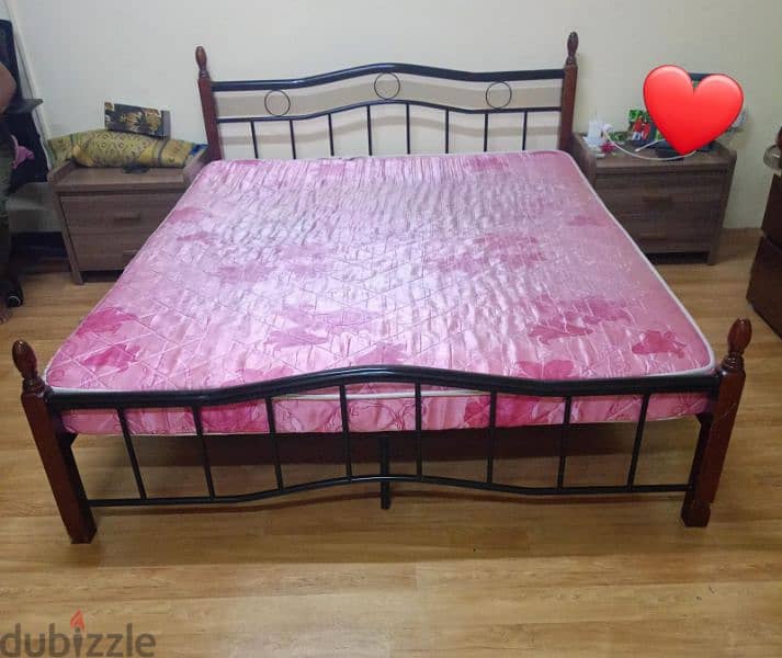 bed and mattress 0