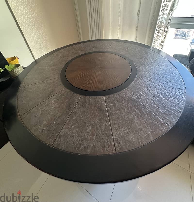 6 seater round dining table 0