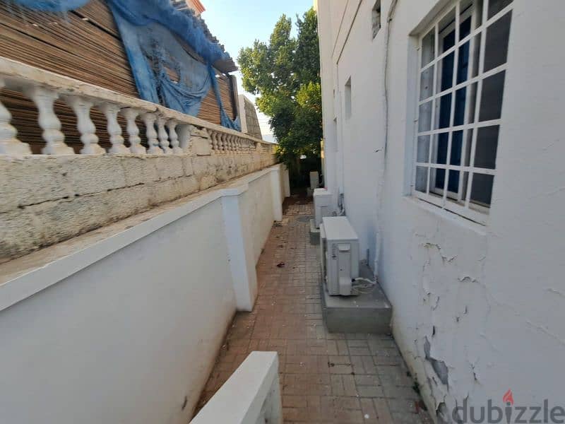 ground floor of a house in khoud near Bani Omir mosque 15