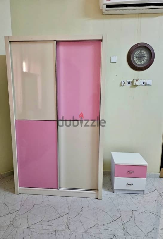 wardrobe with bed table 0