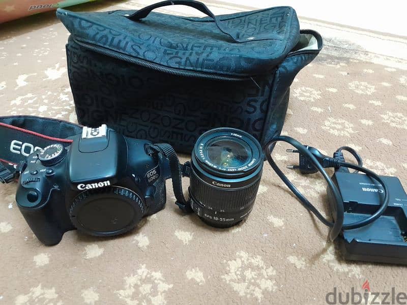 very clean canon 600D camera for sale 1