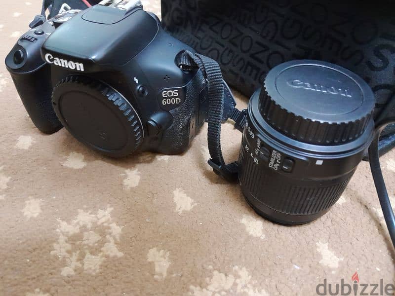 very clean canon 600D camera for sale 3