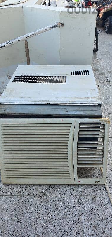 AC window type 1.5 ton 0