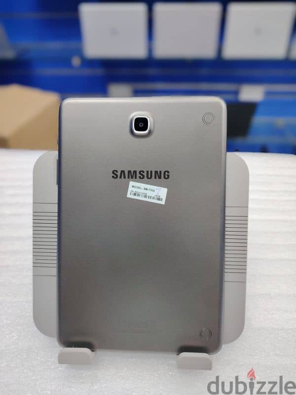 Samsung Tablet with power cable only 30 Omani riyal offer price 4