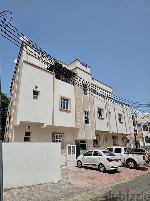 flat for rent in darsit near by Indian school &pakstin school 0