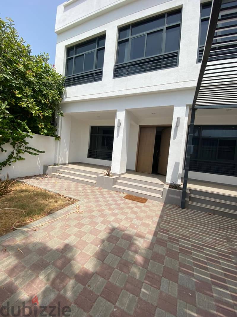 ADV1923* 6BHK + Maid room Villa in Shatti Qurum for Rent 14