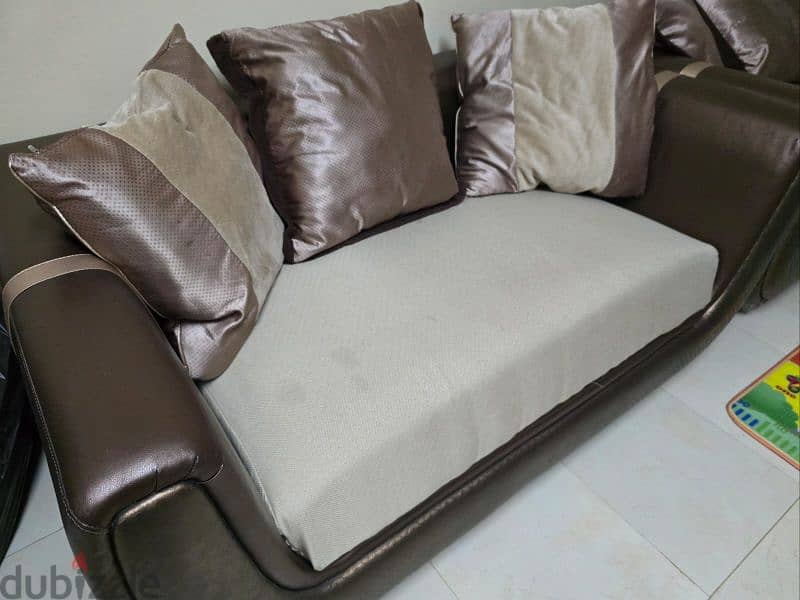 USED FURNITURE FOR URGENT SALE 3