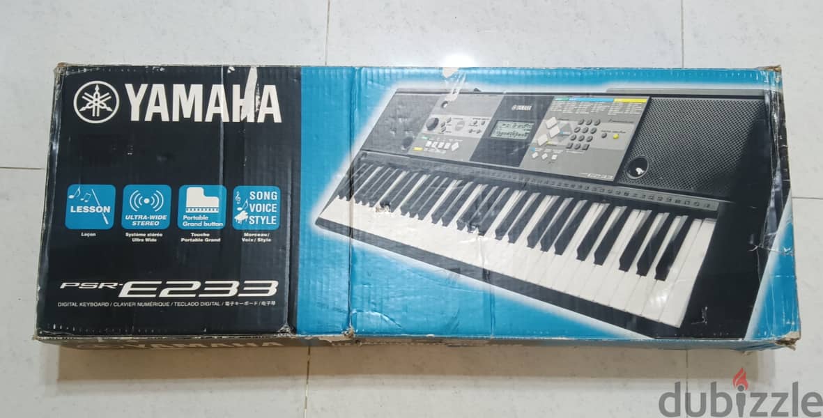 Yamaha PSR233 Keyboard 2