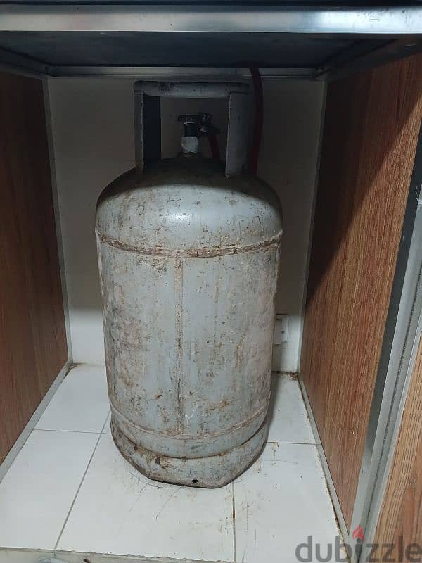 expact leaving cooking gas cylinder for sale with 90 % gas 0