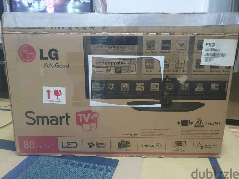 For sale 32 inches LG smart tv 2