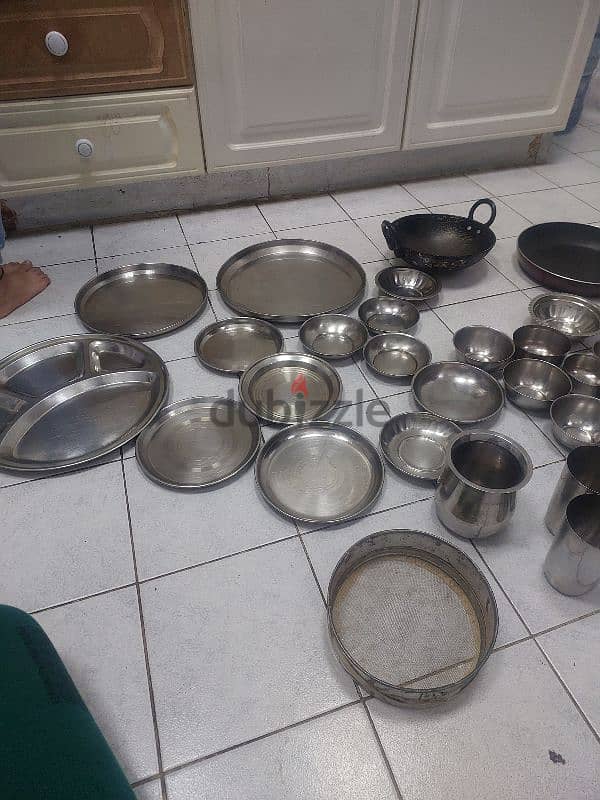 200 bz only all kitchen utensils available 0