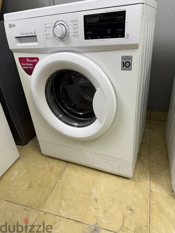 LG front door 7kg washing machine for sale in good condition 2