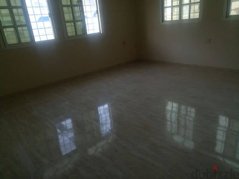 2big flat for rent 0