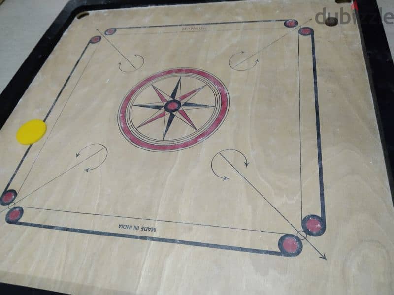 Carrom board king size in good condition for sale 1