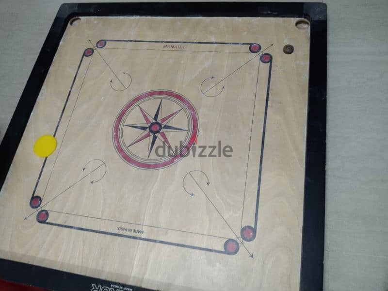 Carrom board king size in good condition for sale 2